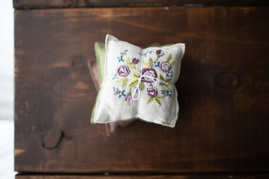 Embroidered Lavender Sachet Bag - Set of 4 – HOME DECORATIVE ACCENTS