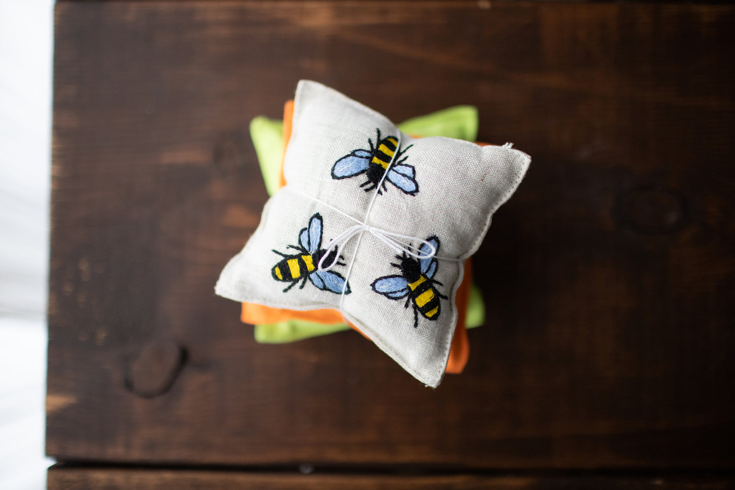 Buzzing Bees Tropical Sachet Set - Warehouse Sale